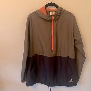 Adidas hooded lightweight green/black/orange pullover half zip. Size M